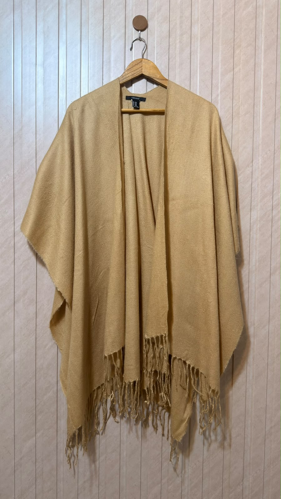 Exclusive Women’s Shawl