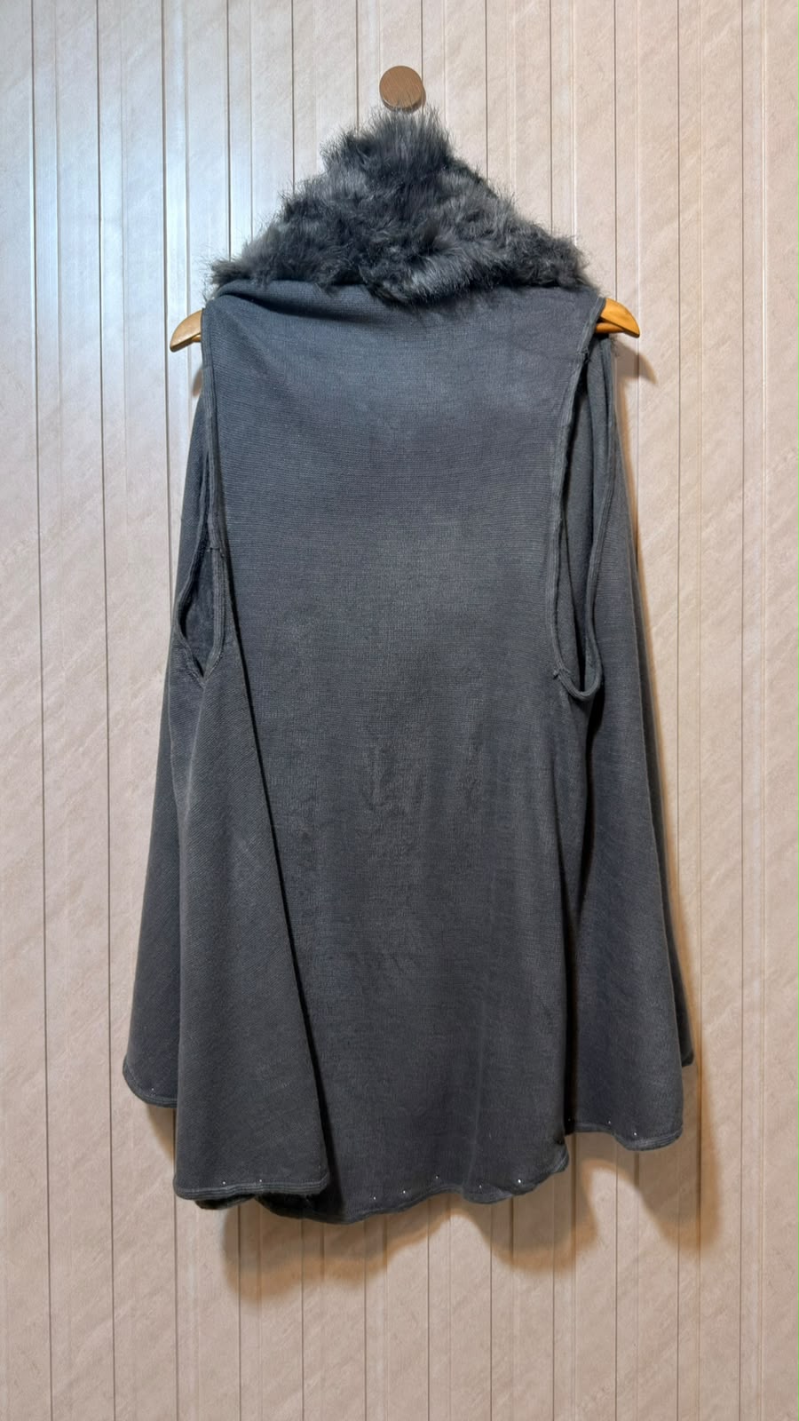 Women’s Signature Shawl Collection