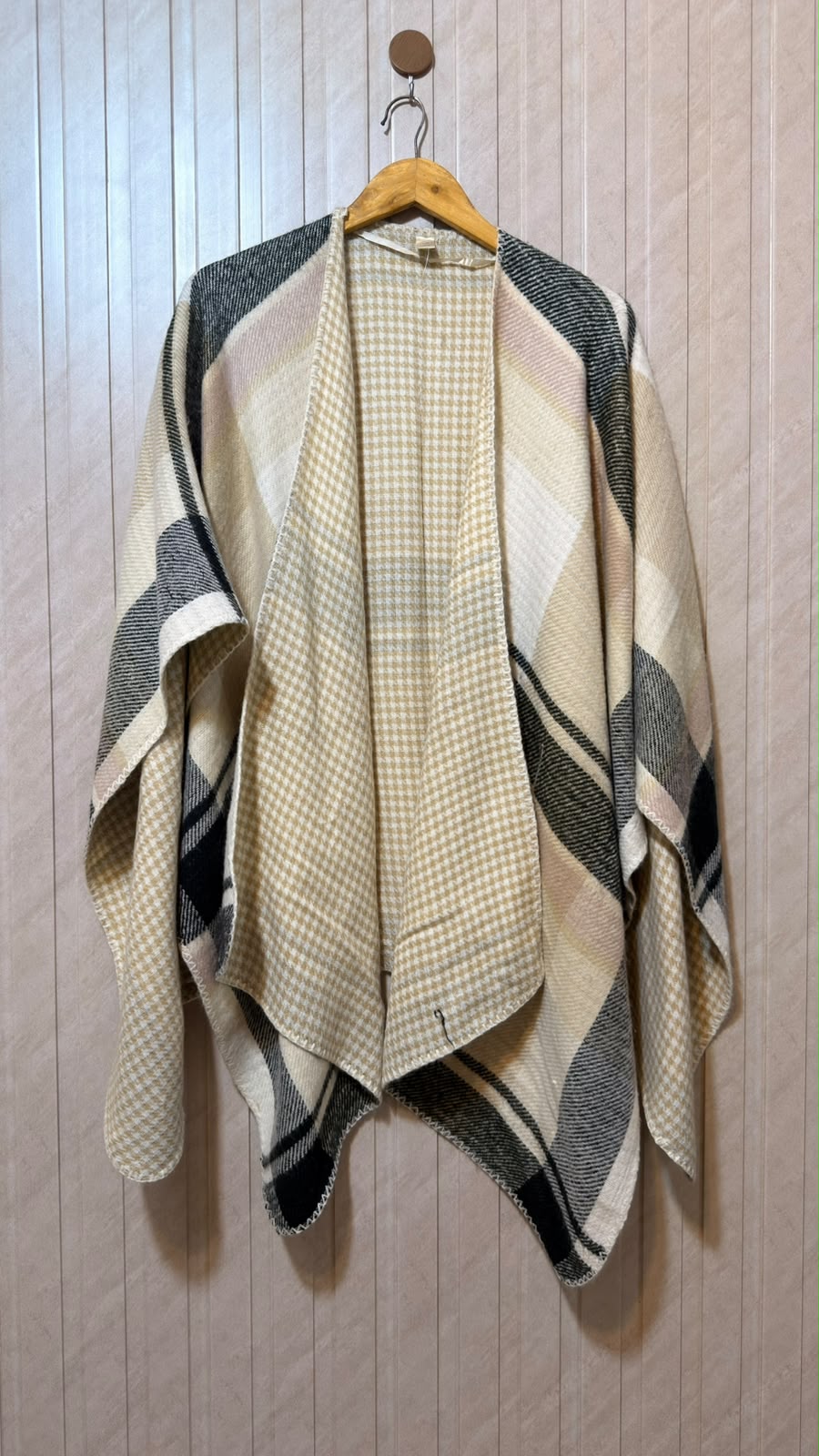 Women’s Premium Designer Shawl