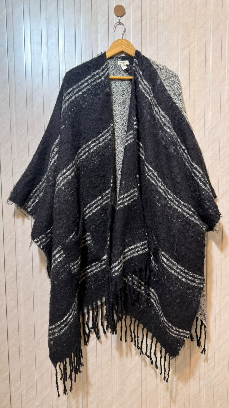 Women’s Exclusive Fashion Shawl