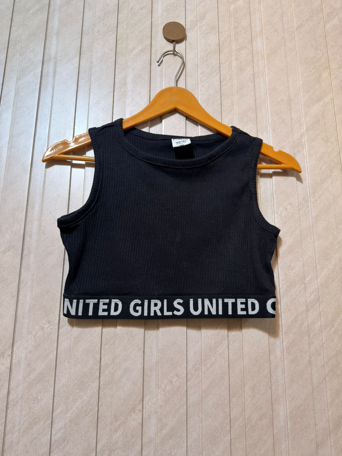 Chest 16  Lenght 11  Fabric jersey Luxury Women’s Crop Top