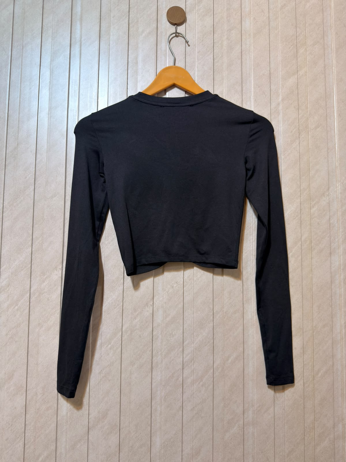 Chest 15  Lenght 13  Fabric jersey Women’s Crop Top