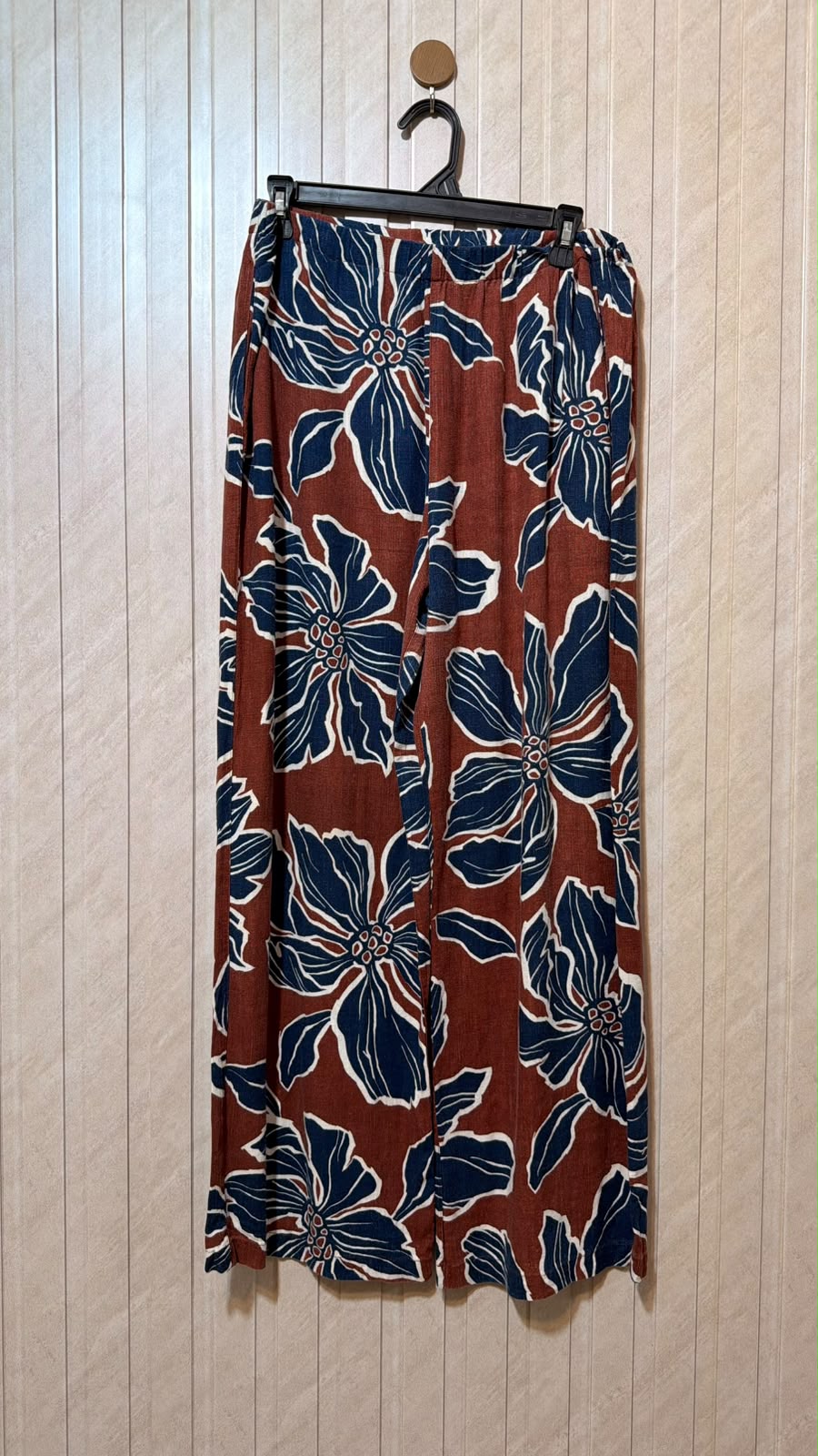 Waist 34  Lenght 39  Fabric cotton Premium Women’s Trouser