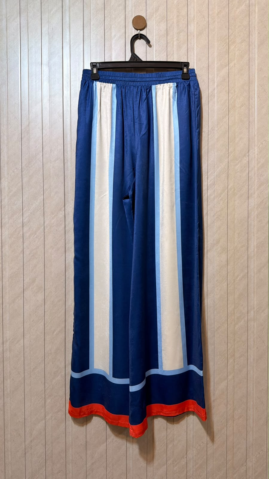 Waist 30  Lenght 40  Fabric silk Classic Women’s Trouser
