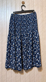 Waist 26  Lenght 29  Fabric silk Luxury Women’s Skirt