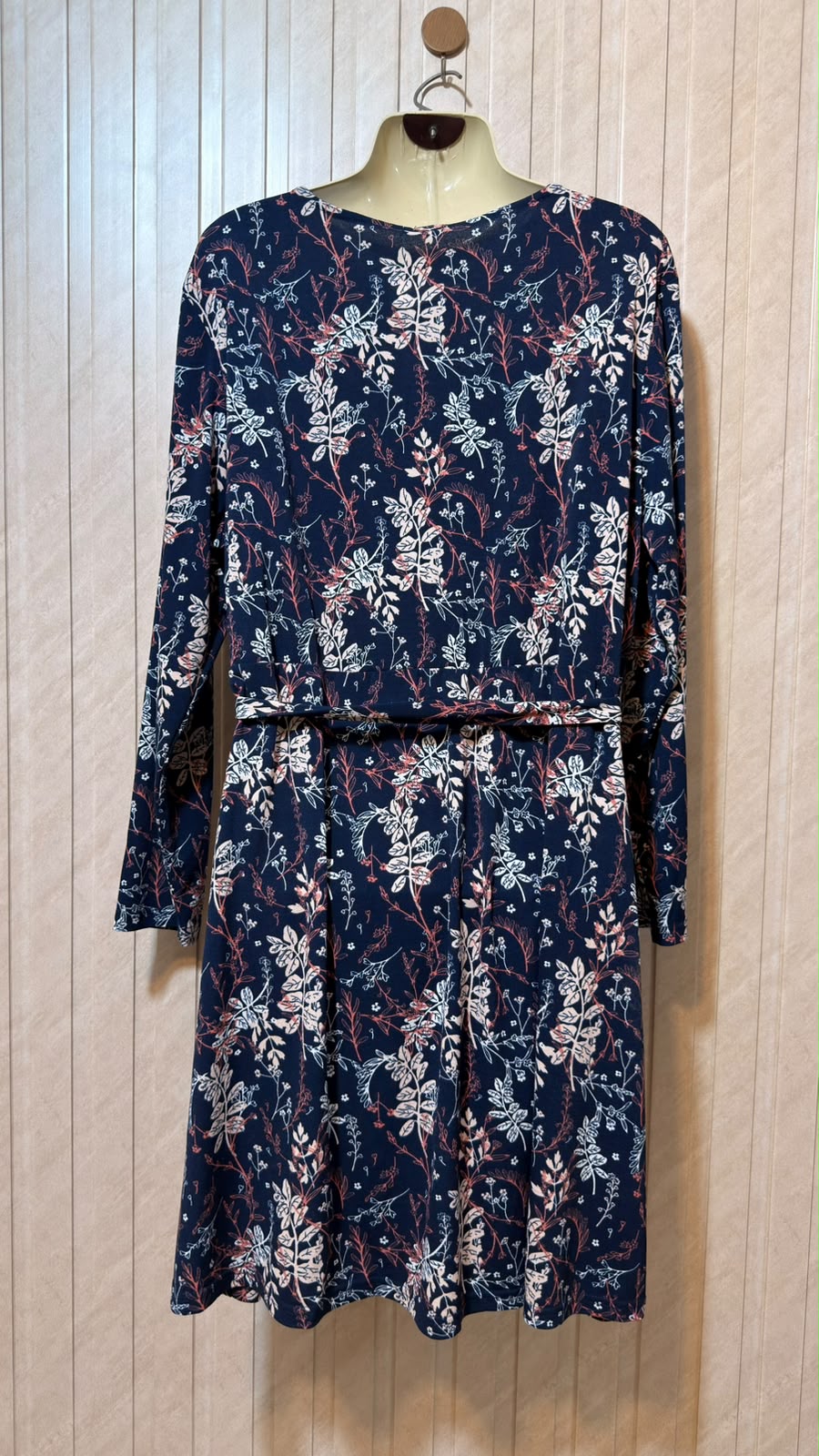 Chest 18  Lenght 54  Fabric jersey Elegant Branded Long Maxi Dress