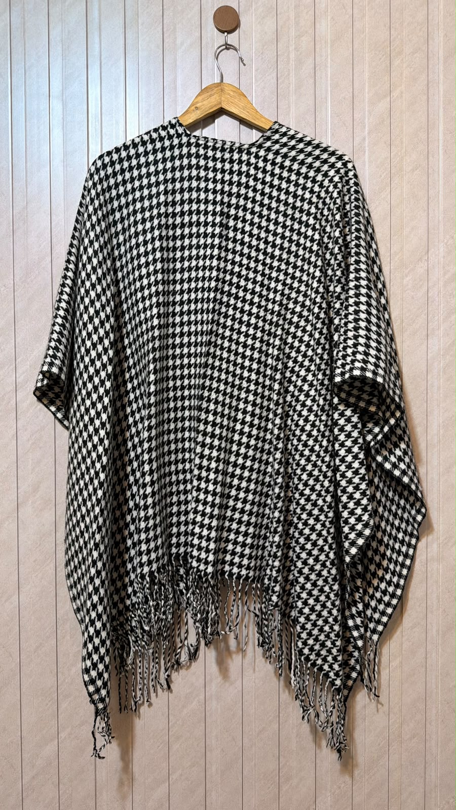 Western Branded Women’s Shawl