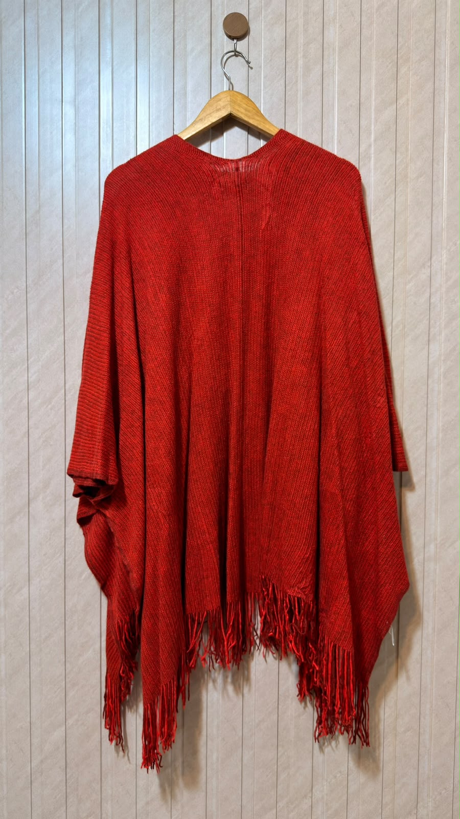 Women’s Sophisticated Shawl