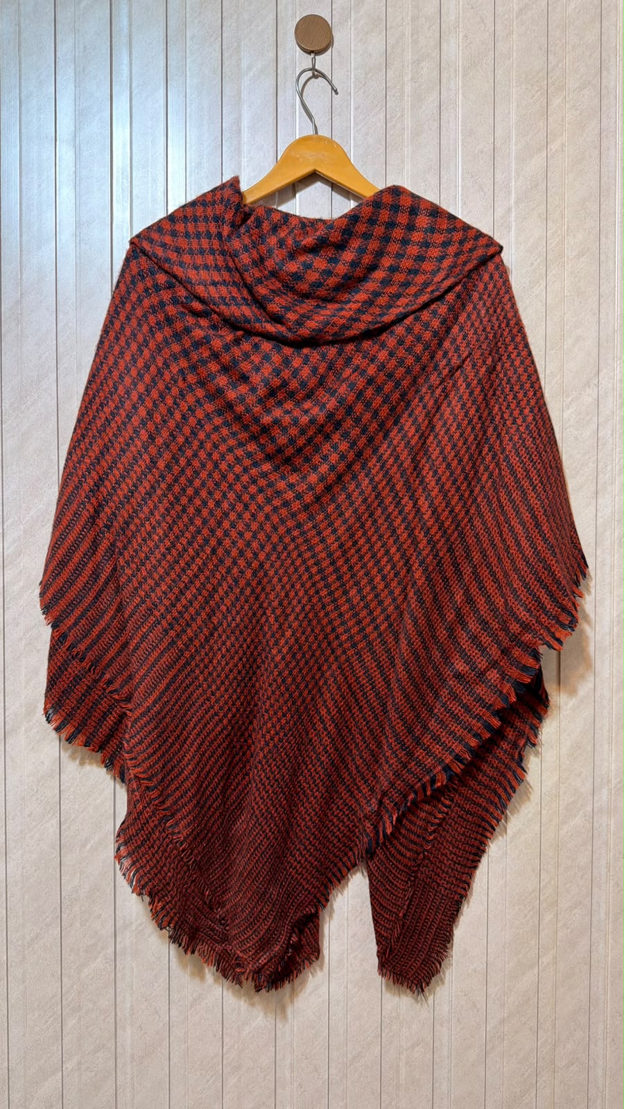 Luxury Women’s Shawl