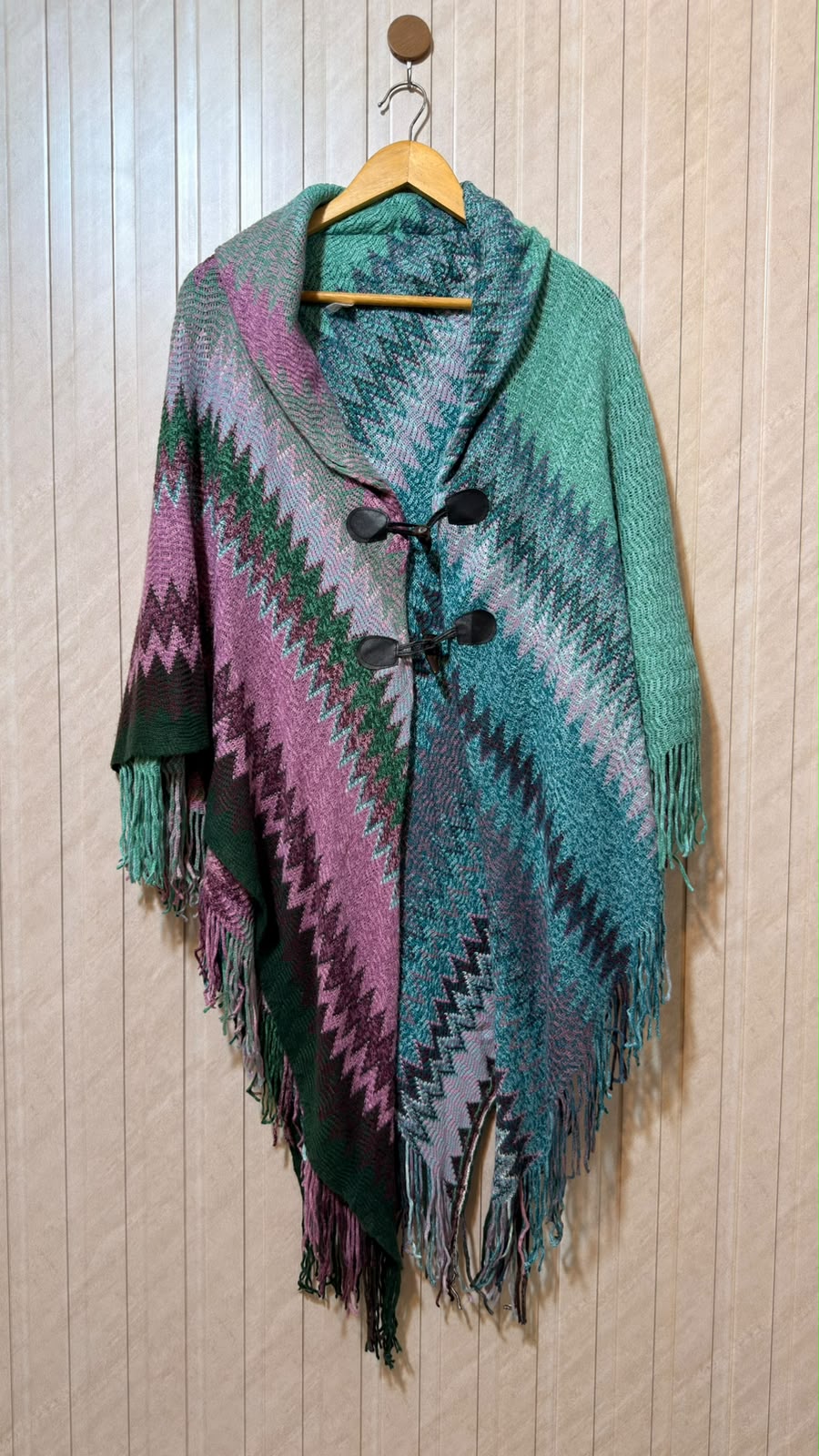 Women’s Western Fashion Shawl