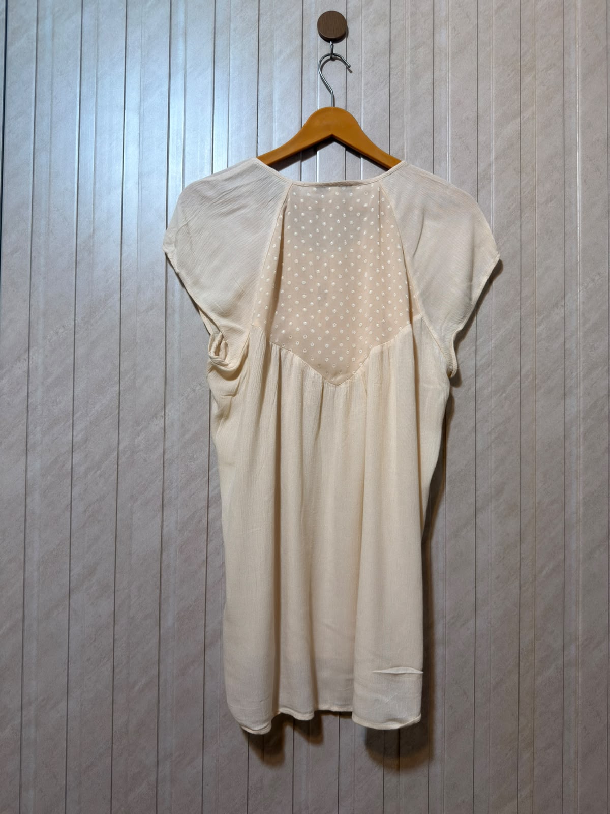 Chest 21  Length 28 to 30  Fabric rayon Western Branded Women’s Half Sleeve Top