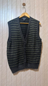 Chest 23  Lenght 25 Minimalist Women’s Sweater