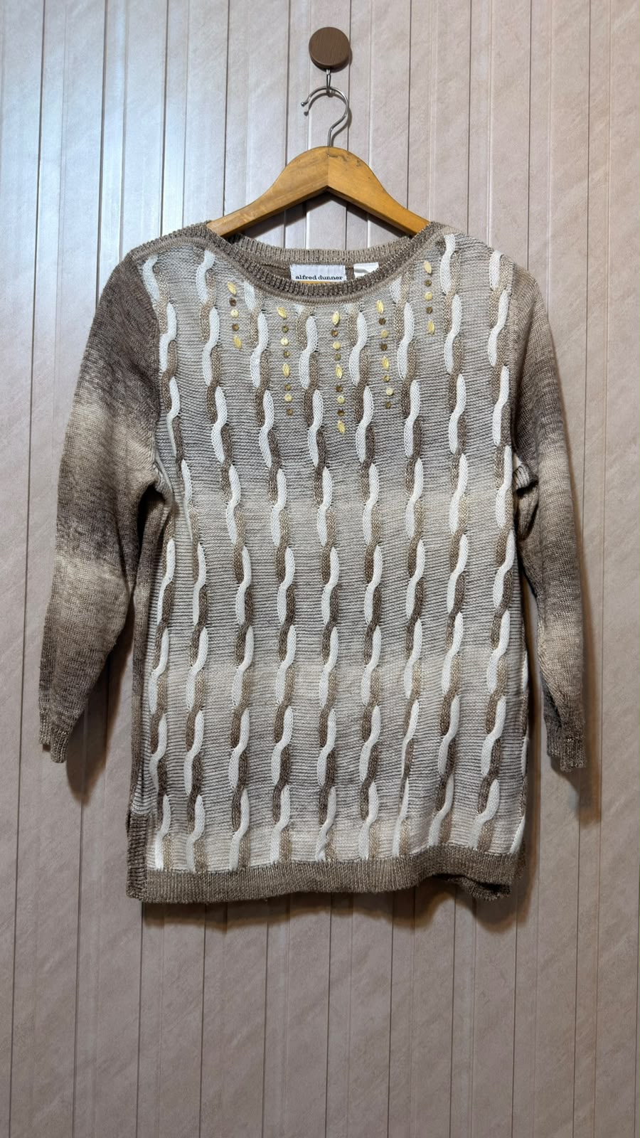 Chest 20  Lenght 25 Everyday Essential Women’s Sweater
