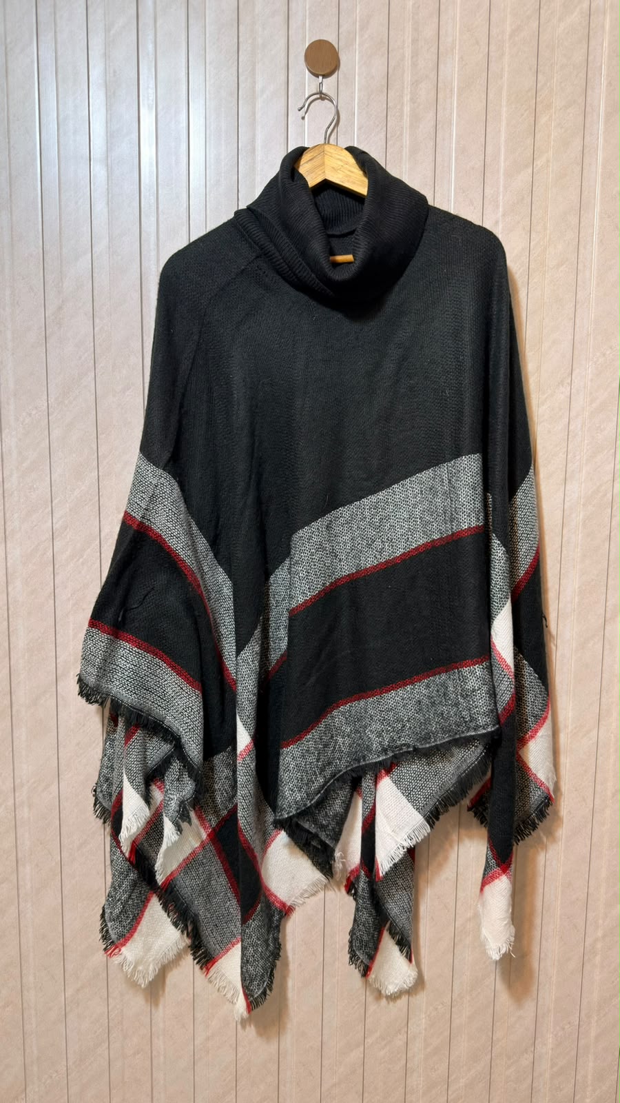 Trendy Western Women's Poncho