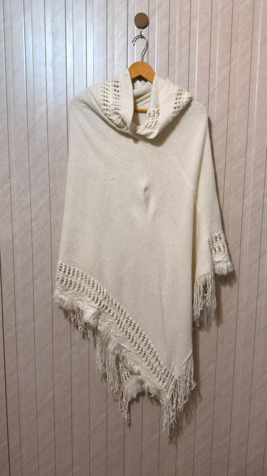 Beautiful Western Women's Poncho