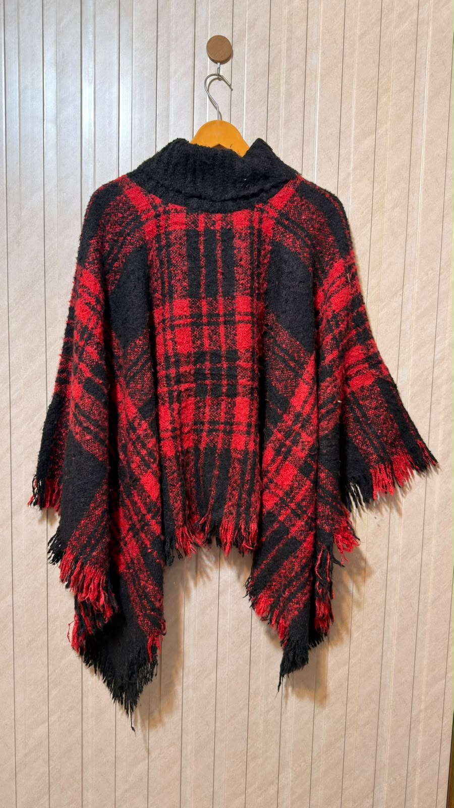 Modern Western Women's Poncho