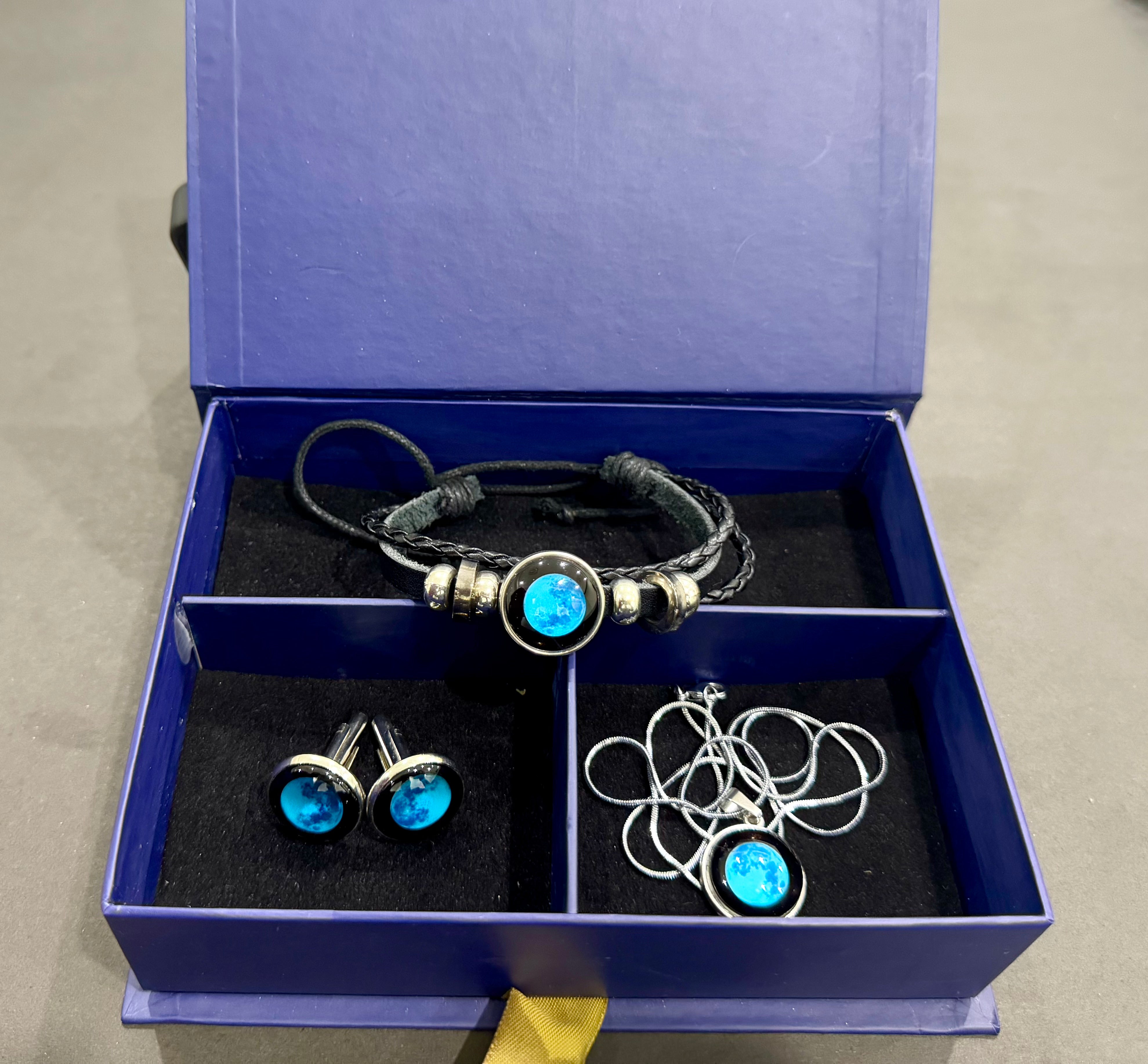 Lunar Eye Gift Box - Blue